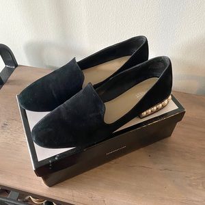 Nine West Pearl-Heeled Flats